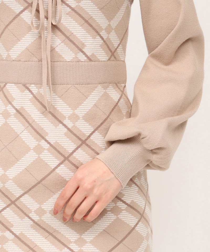 デコルテオープンチェックタイトニットミニワンピース 詳細画像 ベージュ 5