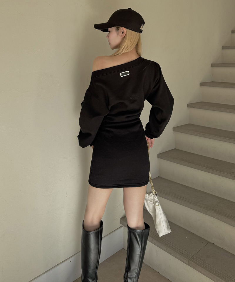 スウェットオフショルミニワンピース 詳細画像 ブラック 2