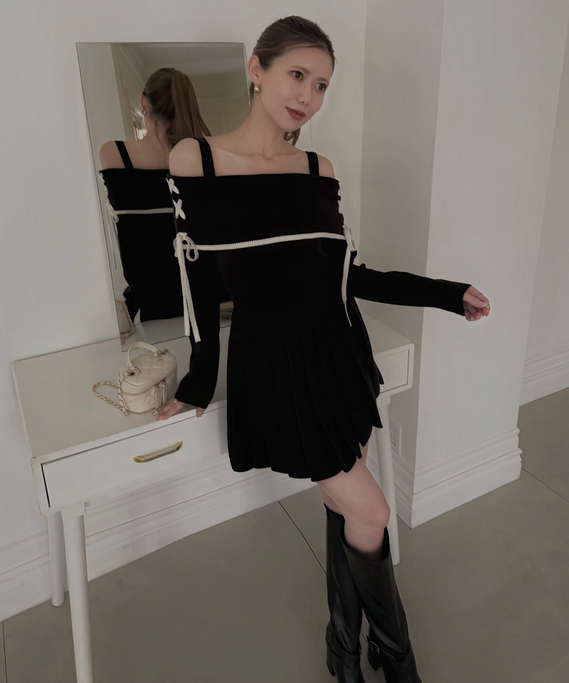 オフショル配色プリーツニットミニワンピース 詳細画像 ブラック 2