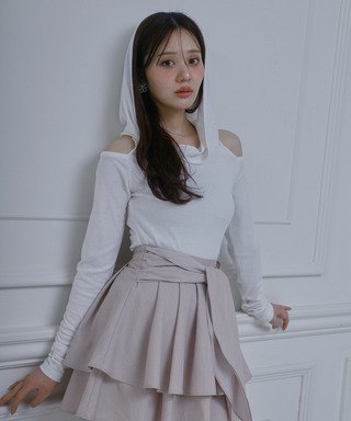 オフショルフーディーカットトップス