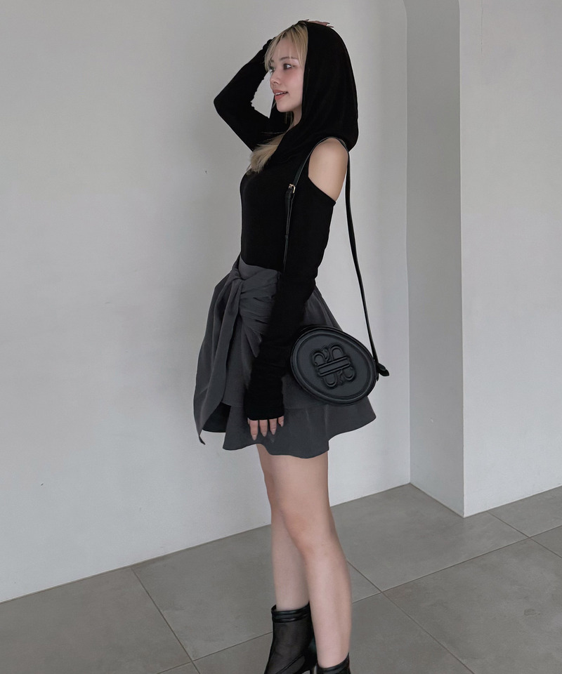 オフショルフーディーカットトップス 詳細画像 ブラック 3