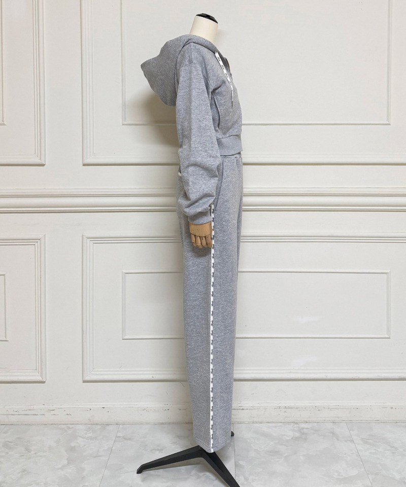 【ONLINE限定/丈が選べる】配色ロゴ裏毛パーカーセットアップ 詳細画像 グレー 5