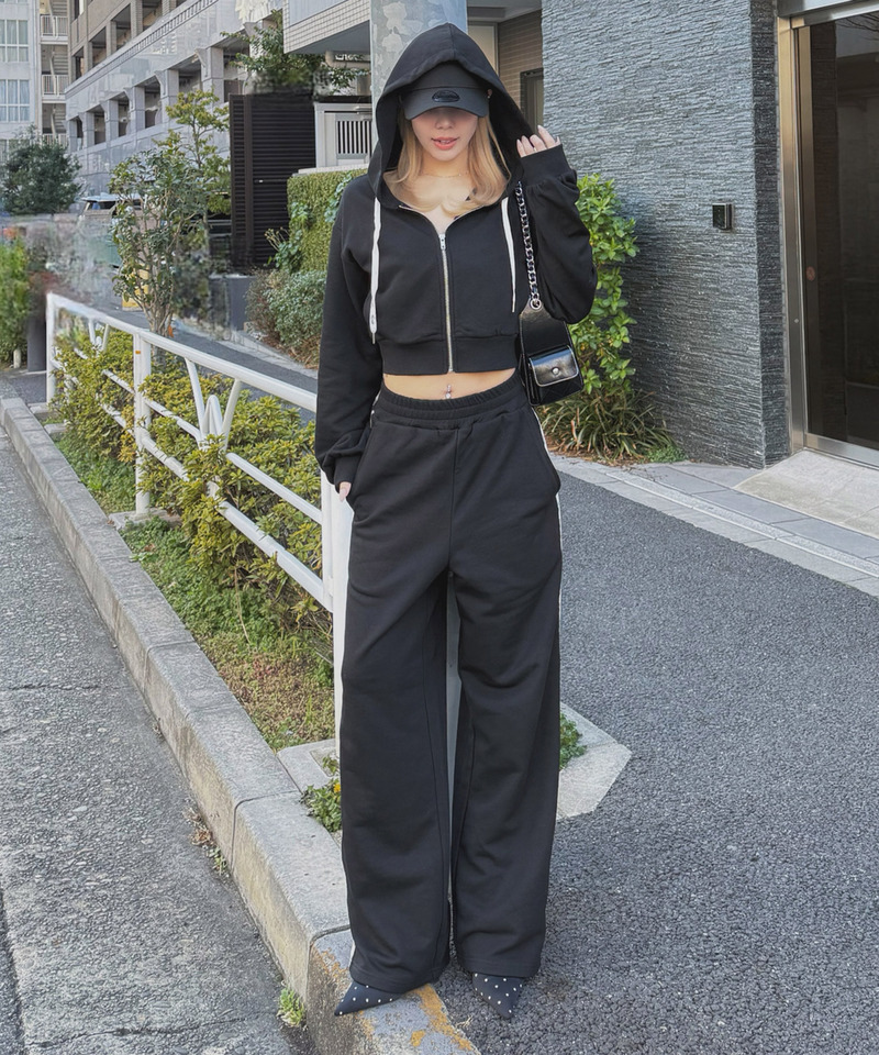 【ONLINE限定/丈が選べる】配色ロゴ裏毛パーカーセットアップ 詳細画像 ブラック 1