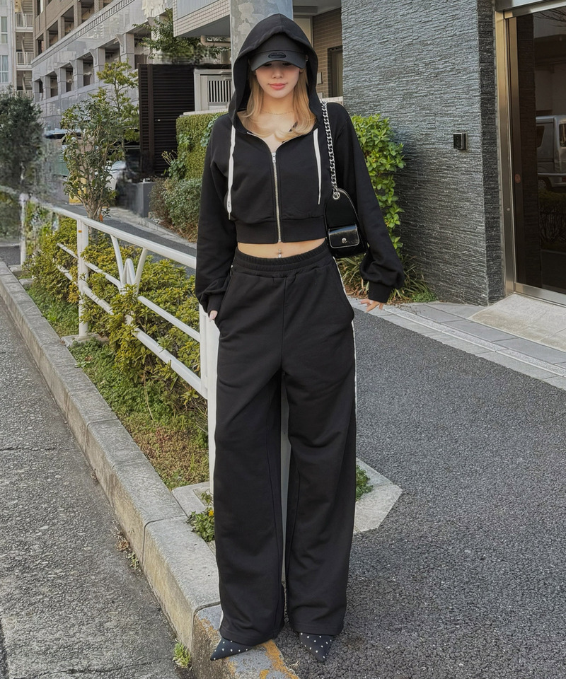 【ONLINE限定/丈が選べる】配色ロゴ裏毛パーカーセットアップ 詳細画像 ブラック 5