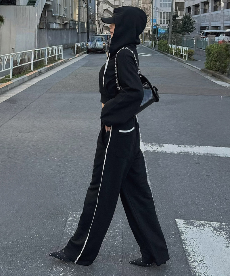 【ONLINE限定/丈が選べる】配色ロゴ裏毛パーカーセットアップ 詳細画像 ブラック 9