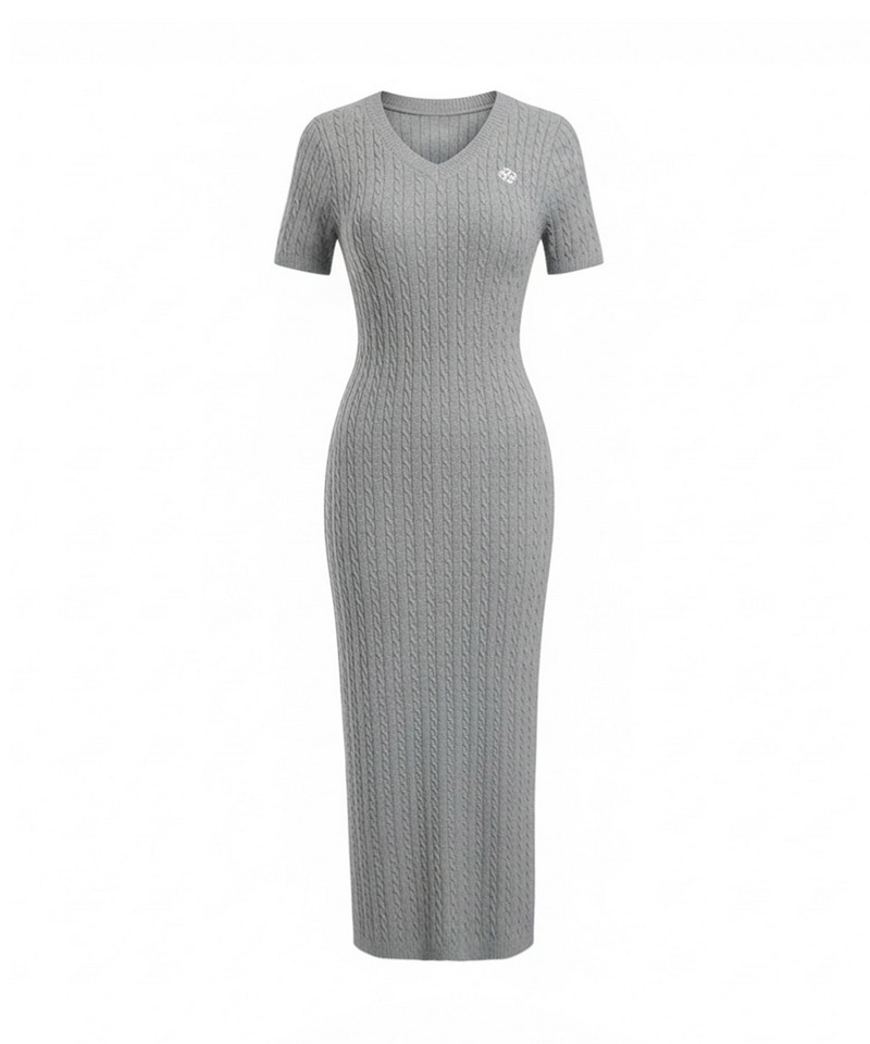 【ONLINE限定カラーあり】ロゴ刺しゅうケーブルニットワンピース 詳細画像 グレー 1