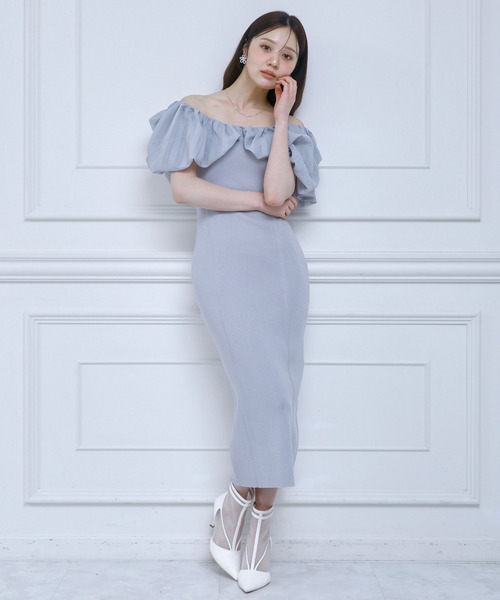 異素材シアーオフショルタイトニットワンピース