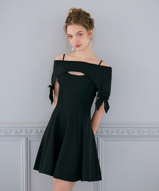 ケープ付ミニフレアワンピース