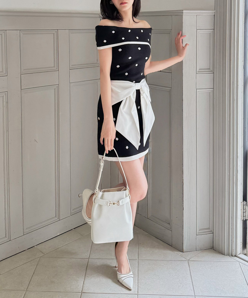 ドットジャガードニットオフショルトップス 詳細画像 ブラック 3