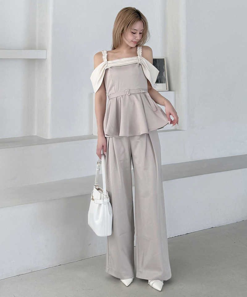 配色オフショルペプラムトップス 詳細画像 ベージュ 2