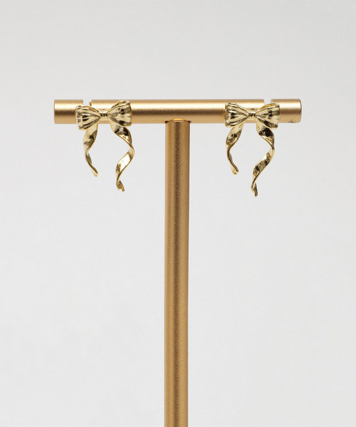 カリーナリボンピアス 詳細画像