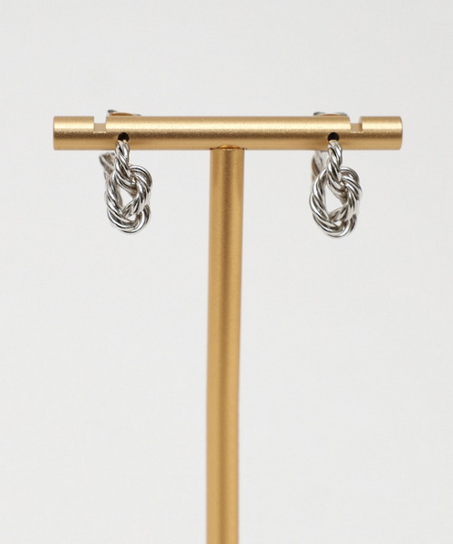 ツイストノットピアス 詳細画像