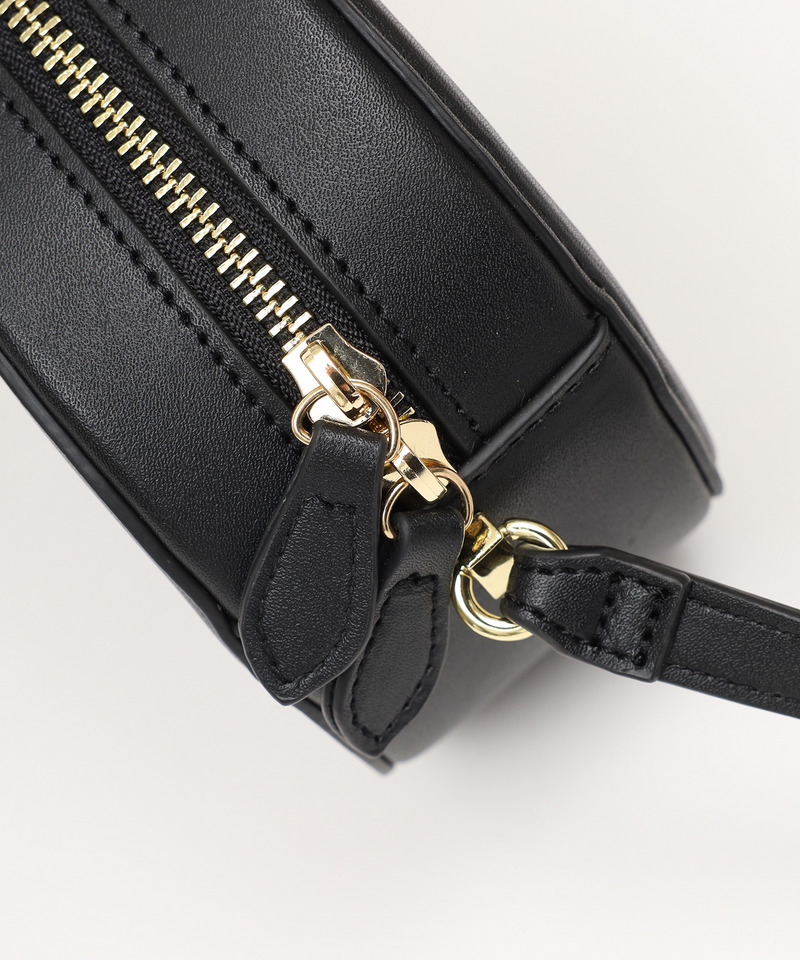 エンボスロゴポシェット 詳細画像 ブラック 4