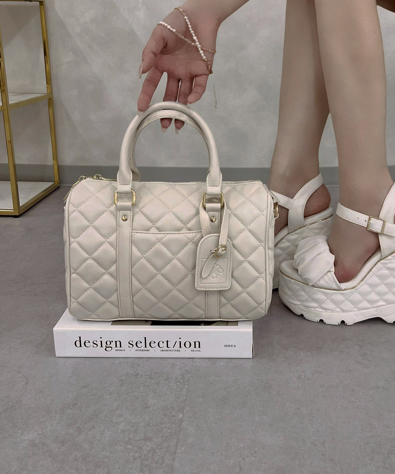 【公式通販限定カラーあり】キルティングボストンミニBAG 詳細画像 オフホワイト 3