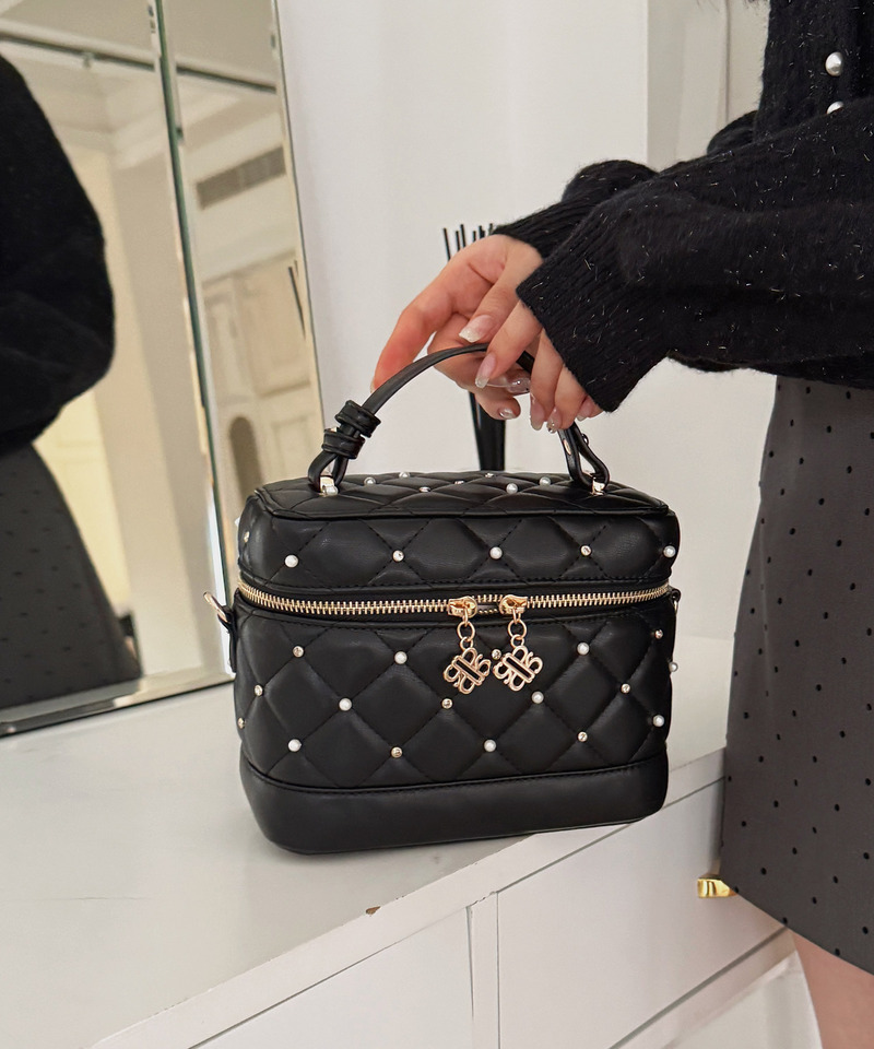 パールビジューヴァニティーBAG 詳細画像 ブラック 2