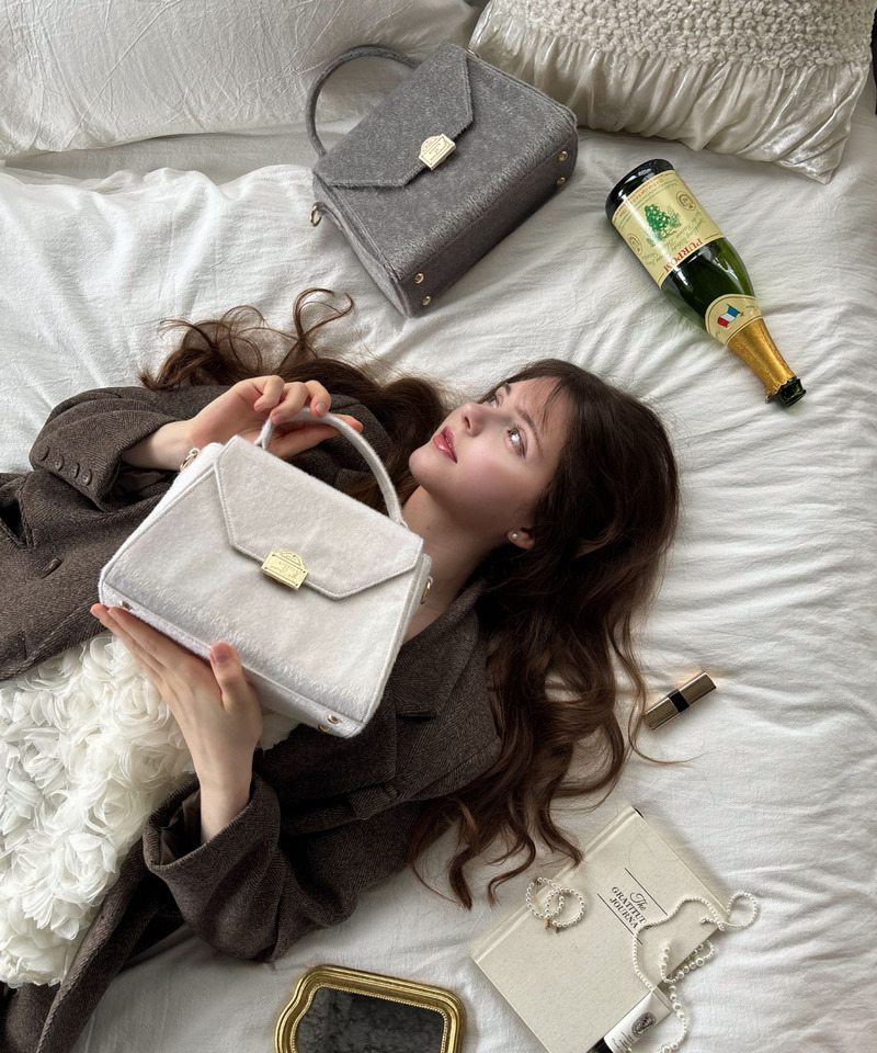 mytwilight ハラコ調 PARISモチーフ 台形ミニバッグ 詳細画像 オフホワイト 4