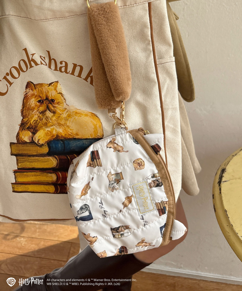 【Harry Potter】キャット 総柄 ファーハンドルポーチ 詳細画像 ベージュ 1