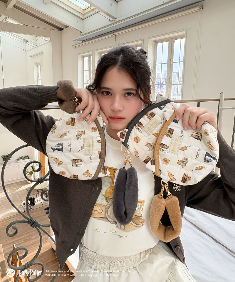 【Harry Potter】キャット 総柄 ファーハンドルポーチ 詳細画像 ベージュ 5