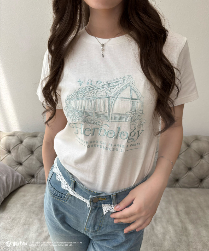 【Harry Potter】薬草学　刺繍 Tシャツ 詳細画像 オフホワイト 1