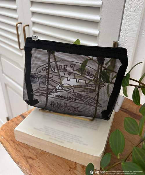 【Harry Potter】ホグワーツ 刺繍メッシュポーチ 詳細画像